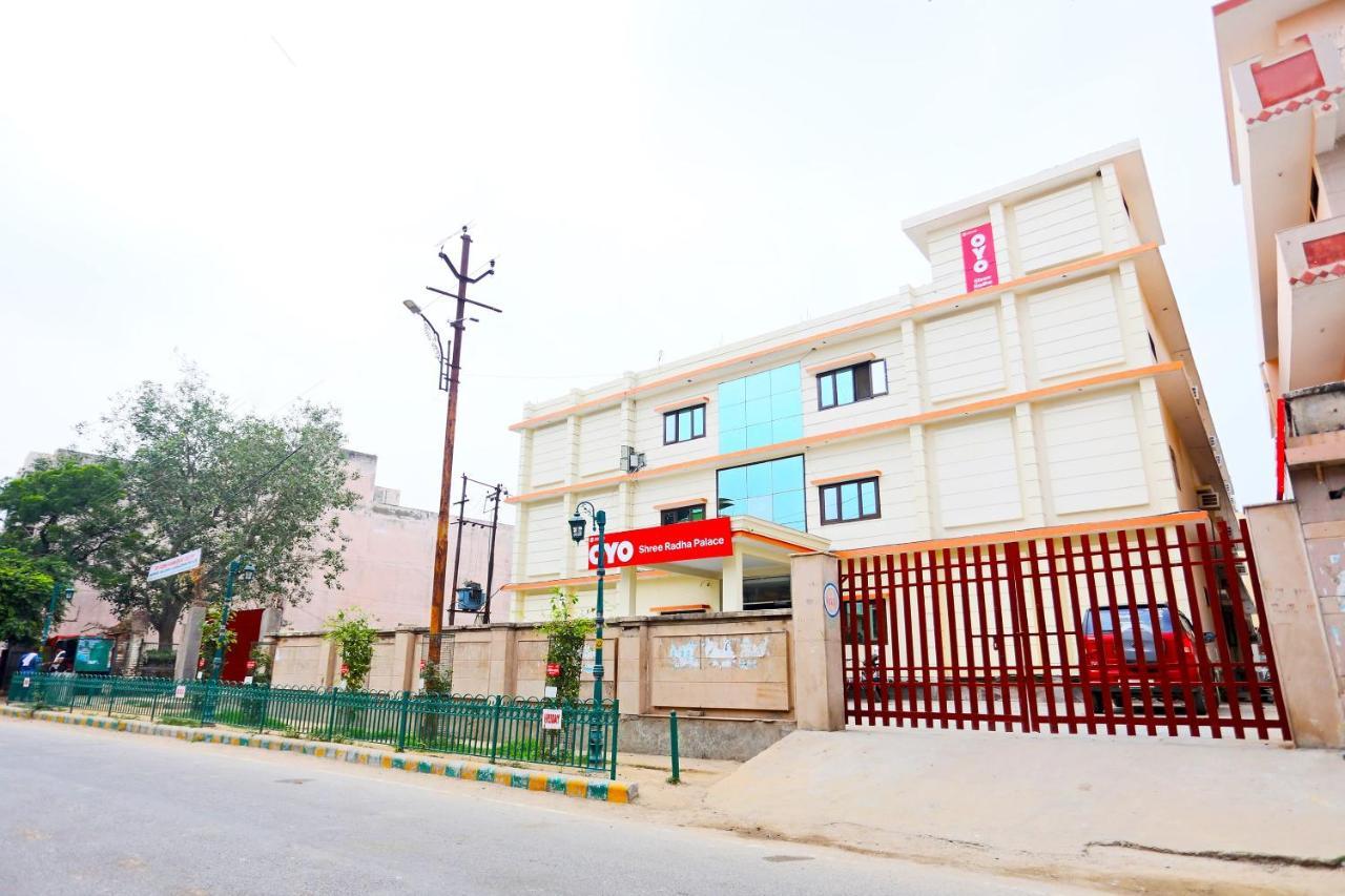 Hotel Oyo 30240 Shri Radha Palace Mathura Zewnętrze zdjęcie