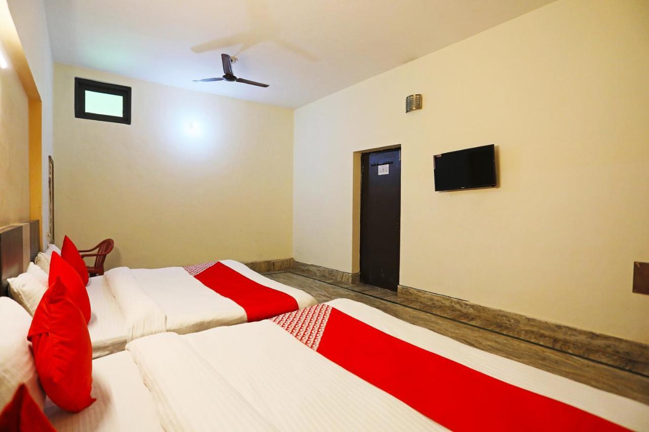 Hotel Oyo 30240 Shri Radha Palace Mathura Zewnętrze zdjęcie