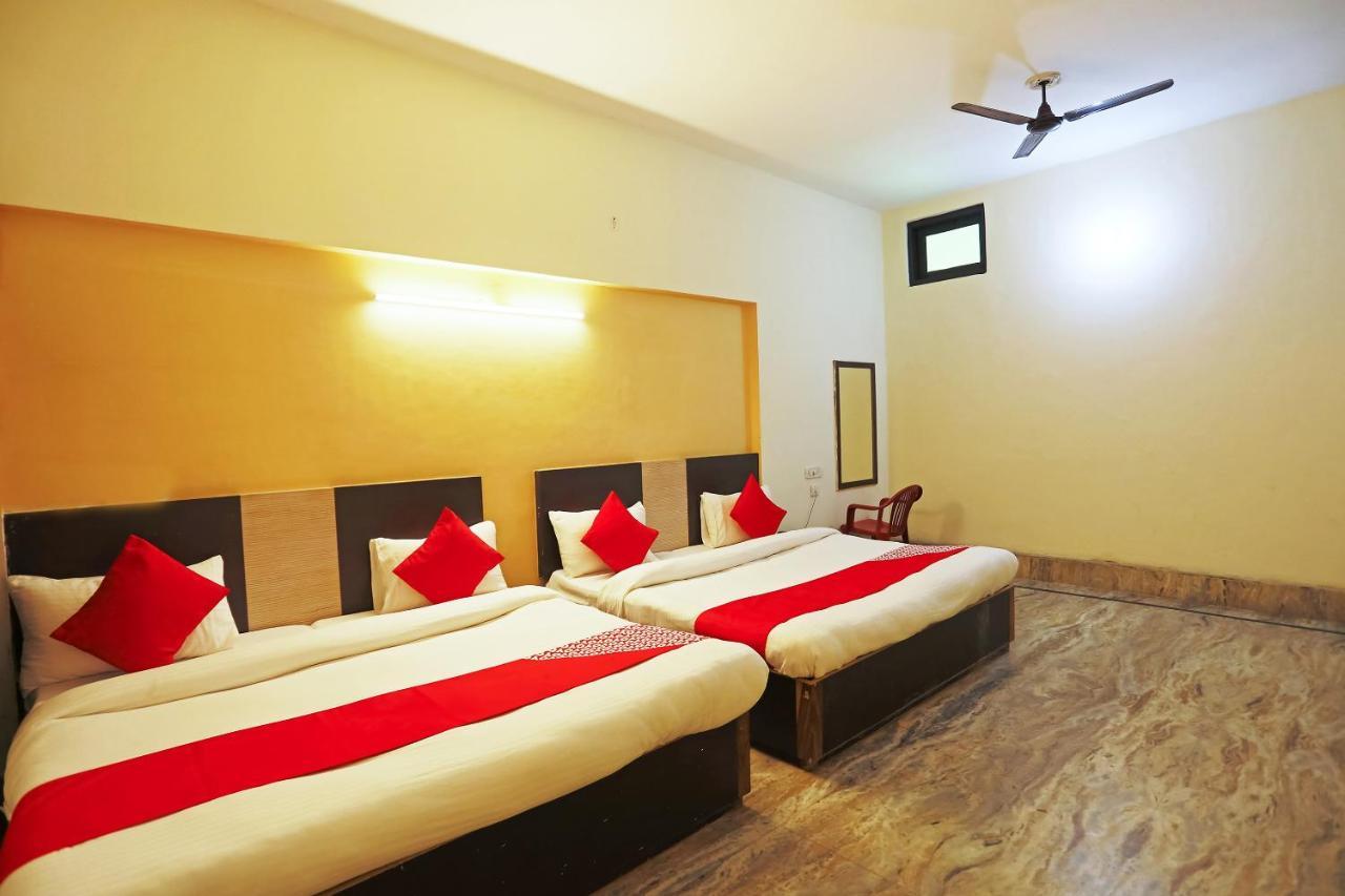 Hotel Oyo 30240 Shri Radha Palace Mathura Zewnętrze zdjęcie