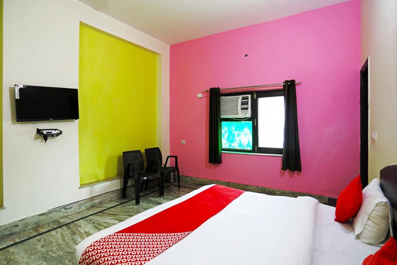 Hotel Oyo 30240 Shri Radha Palace Mathura Zewnętrze zdjęcie